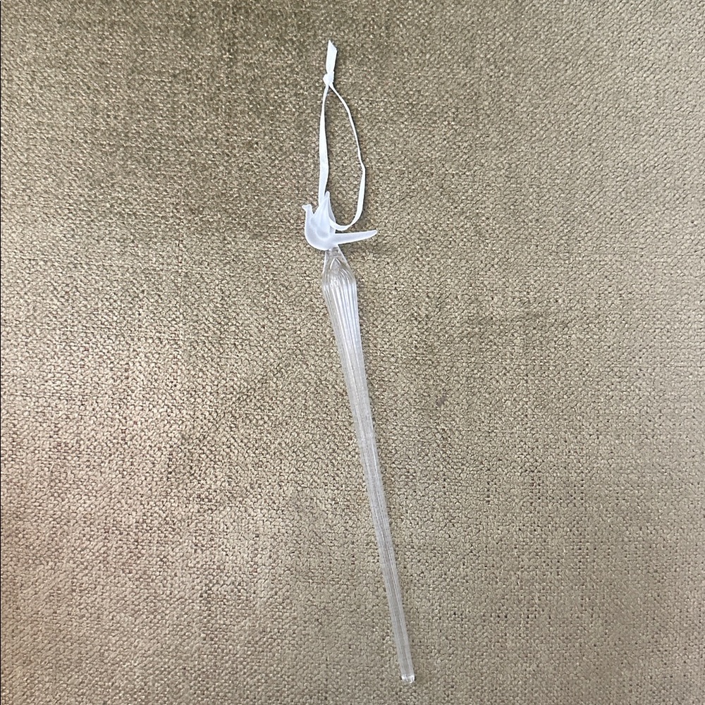 Crystal Icicle ❄️ Drop With Dove 🕊️ On Top Ornament From Local Boutique Store